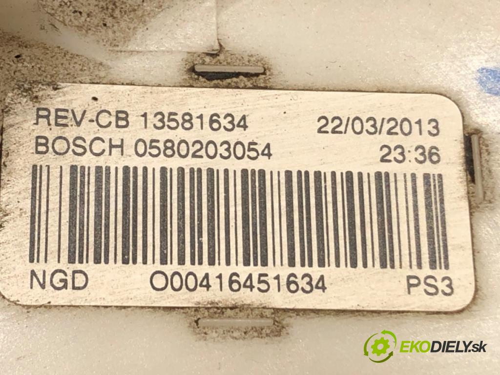 OPEL ZAFIRA TOURER C (P12) 2011 - 2022    2.0 CDTi (75) 121 kW [165 KM] olej napędowy 2011 - 2022  pumpa paliva 13581634