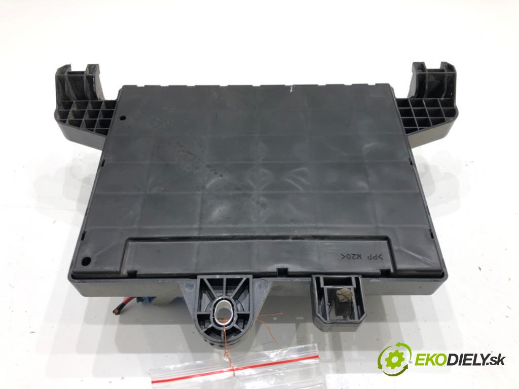 OPEL ZAFIRA TOURER C (P12) 2011 - 2022    2.0 CDTi (75) 121 kW [165 KM] olej napędowy 2011 - 2022  modul BSI 13368653 (Pojistkové skříňky)