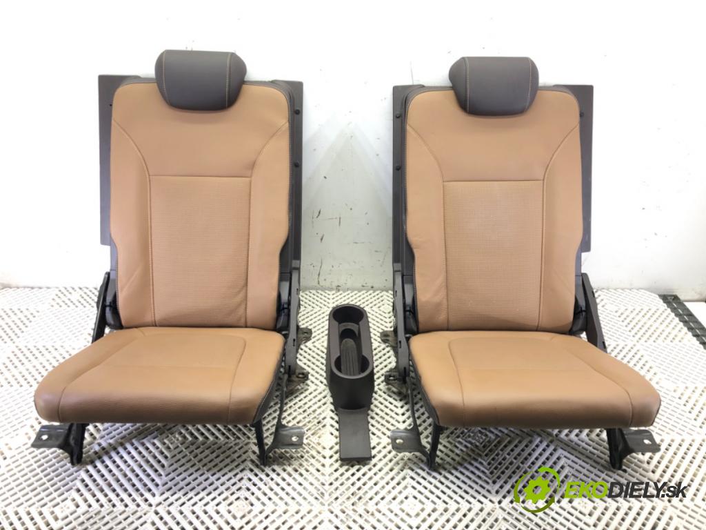 OPEL ZAFIRA TOURER C (P12) 2011 - 2022    2.0 CDTi (75) 121 kW [165 KM] olej napędowy 2011 - 2022  Sedadlá, sedačky Sedadlo bočné