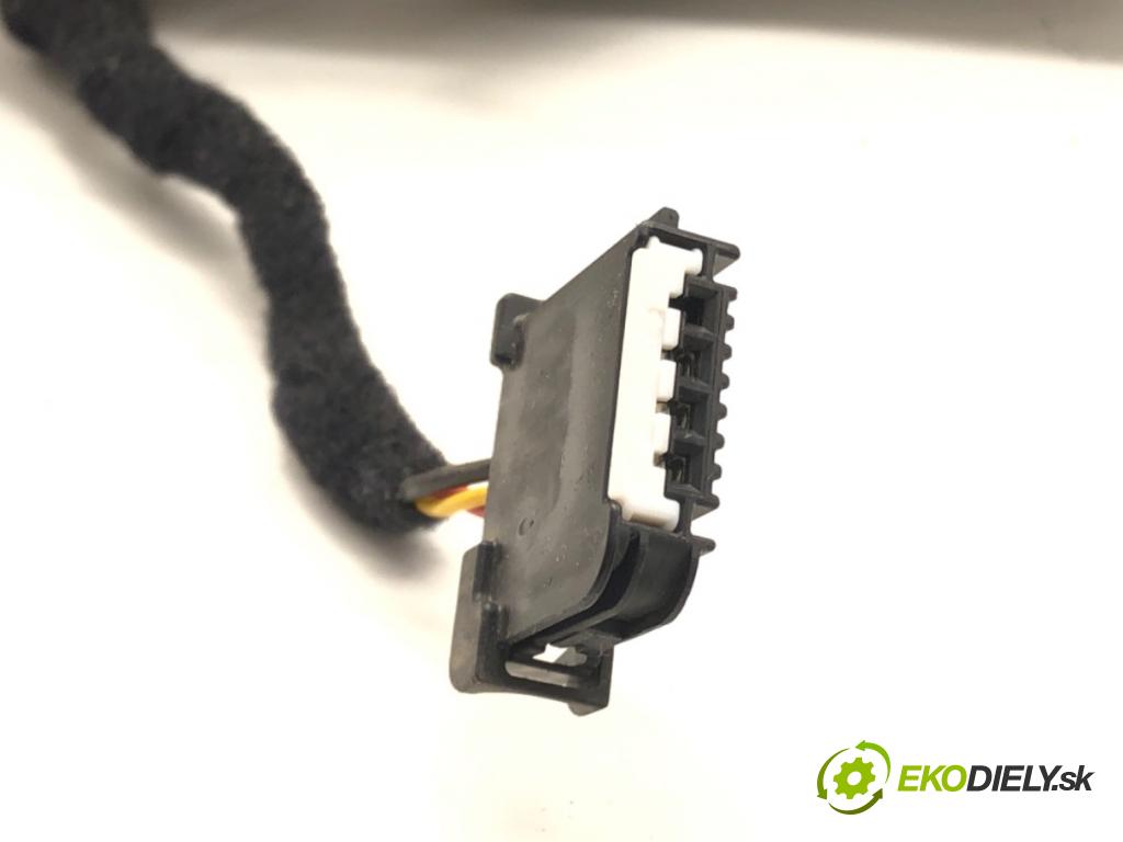 OPEL ZAFIRA C nadwozie wielkoprzestrzenne (MPV) 2013 121 kW 2.0 CDTi (75) 1956 Svetlo zad pravá vnútorná 13292359 (Kľučka dverí ostatné)