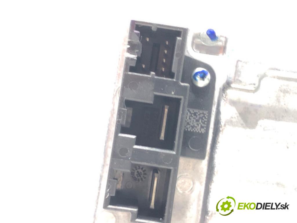 FORD ECOSPORT 2011 - 2022    1.0 EcoBoost 92 kW [125 KM] benzyna 2013 - 2022  Pumpa servočerpadlo GN153D077AA (Servočerpadlo, pumpa riadenia)