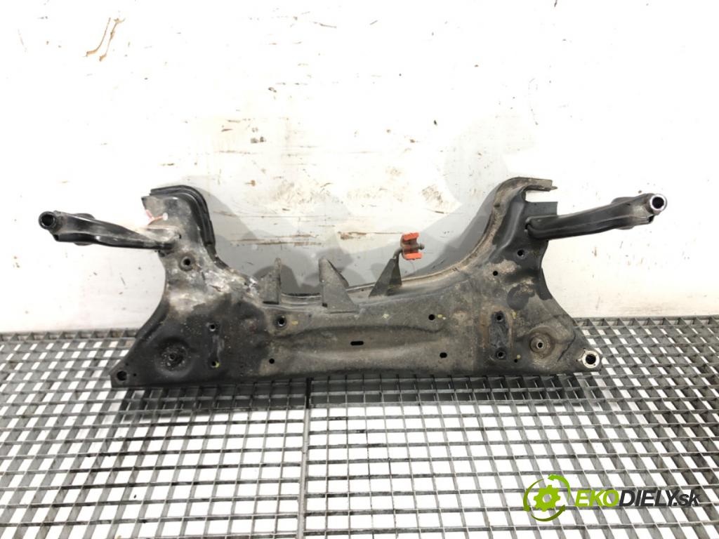 FORD ECOSPORT 2011 - 2022    1.0 EcoBoost 92 kW [125 KM] benzyna 2013 - 2022  výztuha pod motor  (Výztuhy přední)