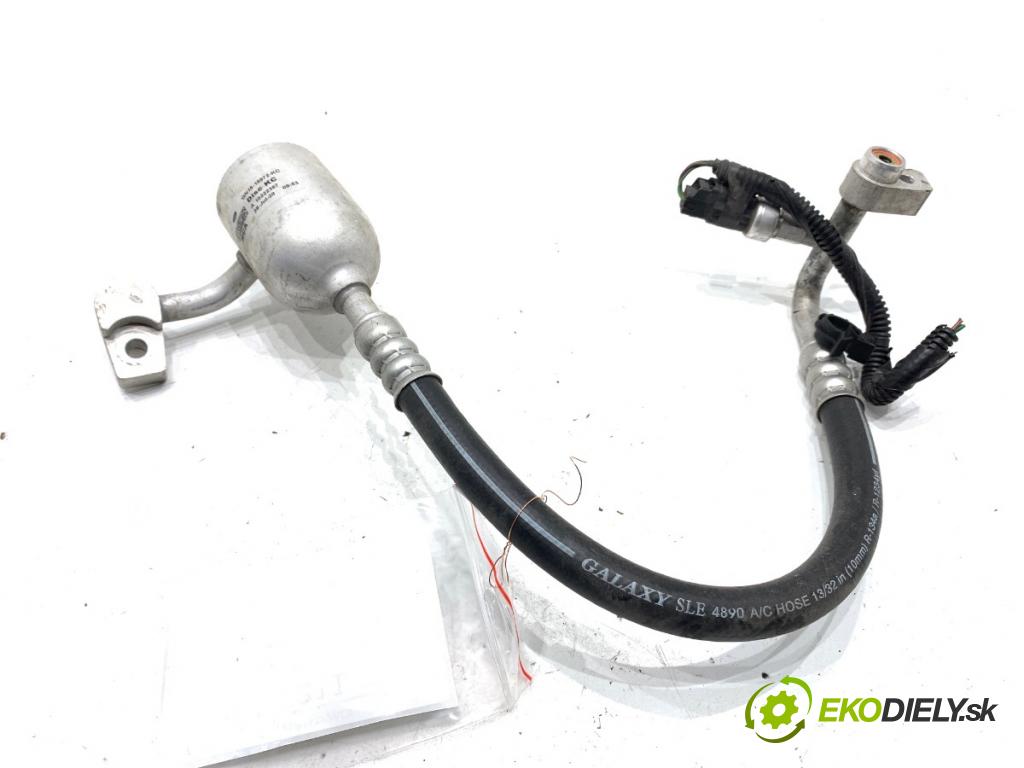 FORD ECOSPORT 2011 - 2022    1.0 EcoBoost 92 kW [125 KM] benzyna 2013 - 2022  rúrka klimatizácie GN15-19972-KC (Rúrka klimatizácie)