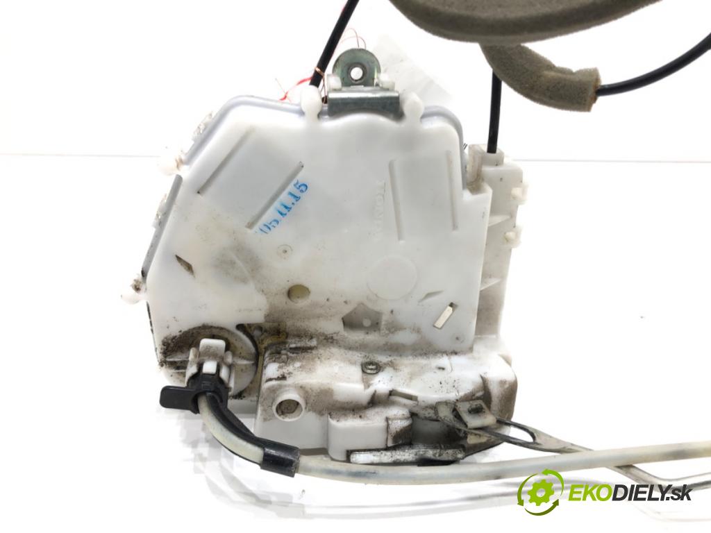 HONDA FR-V (BE) 2004 - 2022    1.7 (BE1) 92 kW [125 KM] benzyna 2004 - 2022  zámok dveře levý přední část