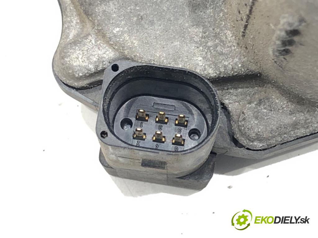 VW POLO (9N_, 9A_) 2001 - 2014    1.2 12V 51 kW [69 KM] benzyna 2007 - 2009  Škrtiaca klapka 03D133062E (Škrtiace klapky)