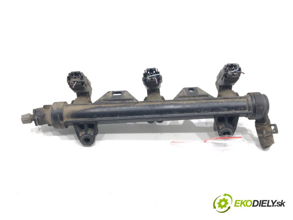 VW POLO (9N_, 9A_) 2001 - 2014    1.2 12V 51 kW [69 KM] benzyna 2007 - 2009  Lišta vstrekovacia 03E133320A (Vstrekovacie lišty)