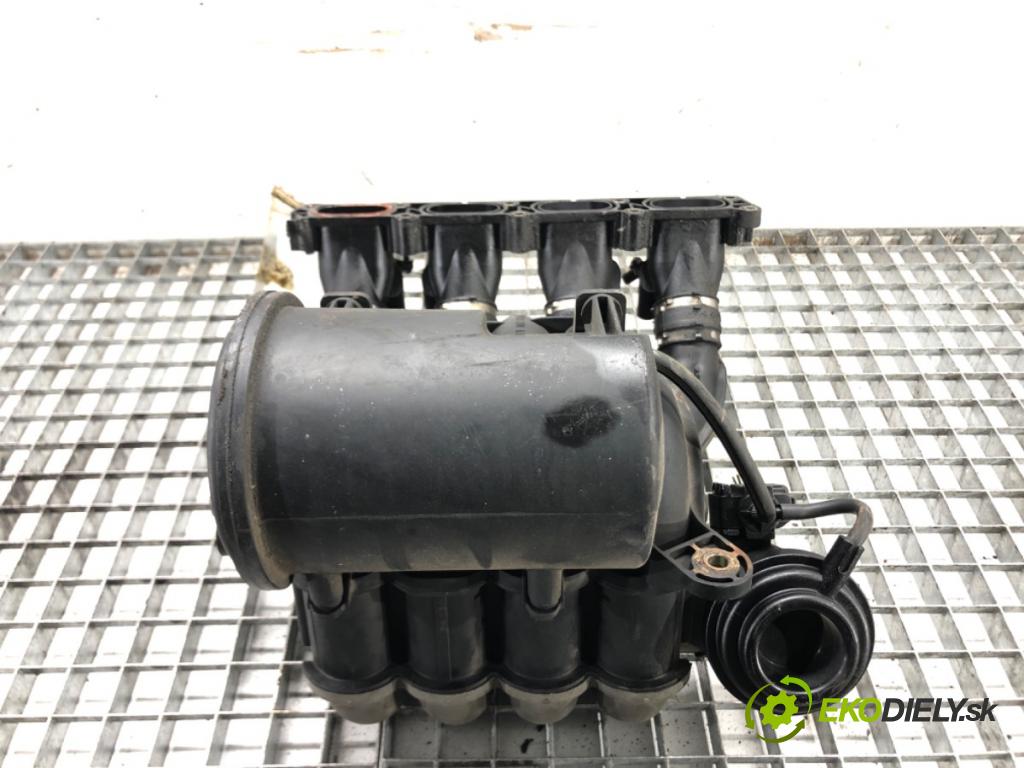 AUDI A4 B6 Avant (8E5) 2000 - 2005    2.0 96 kW [130 KM] benzyna 2001 - 2004  Potrubie sacie, sanie 06B133210AJ (Sacie potrubia)