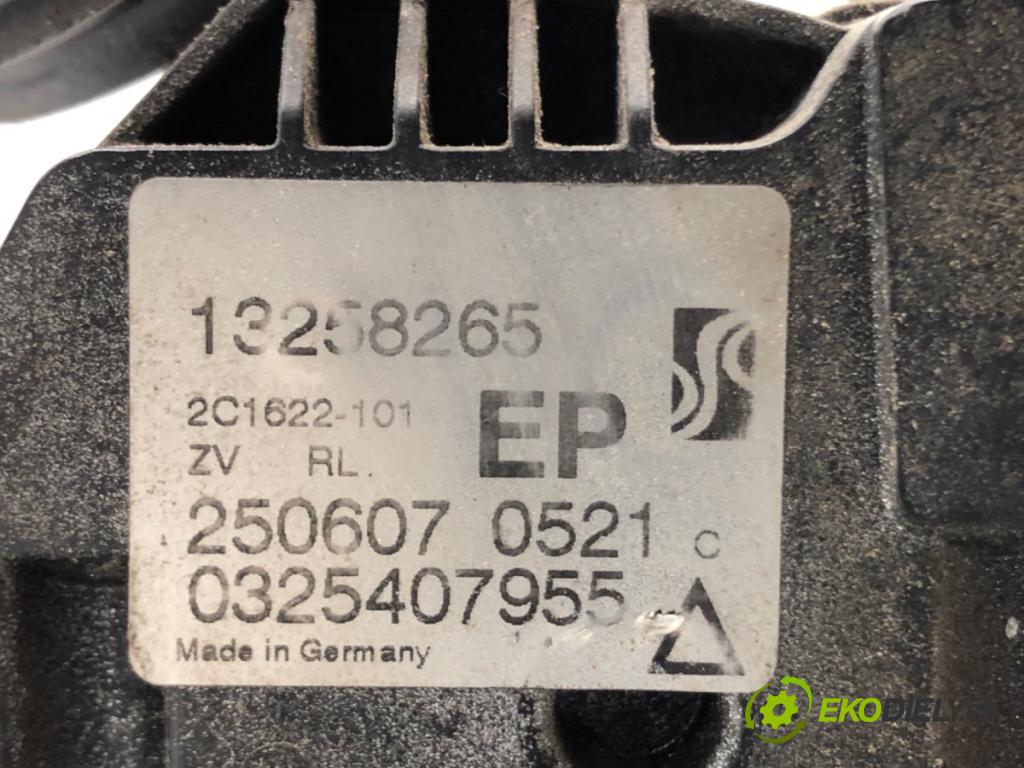 OPEL CORSA D (S07) 2006 - 2014    1.3 CDTI (L08, L68) 55 kW [75 KM] olej napędowy 2006 - 2014  zámok dveře levý zadní část 13258265