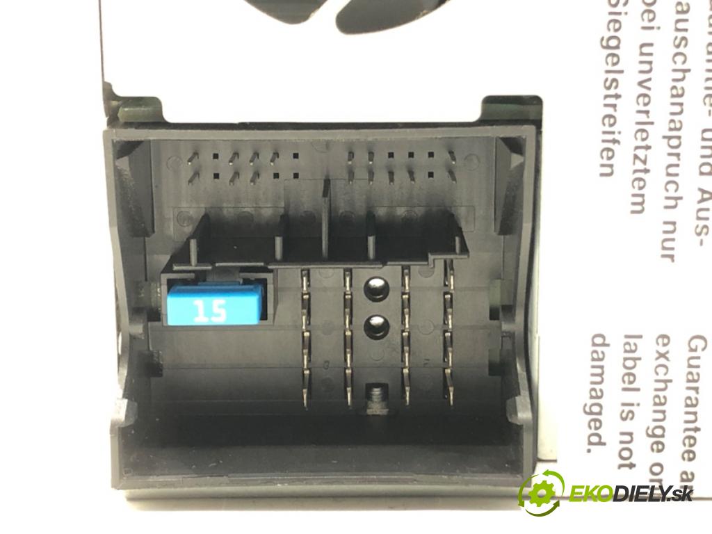 OPEL CORSA D (S07) 2006 - 2014    1.3 CDTI (L08, L68) 55 kW [75 KM] olej napędowy 2006 - 2014  RADIO 13254191 (Audio zariadenia)