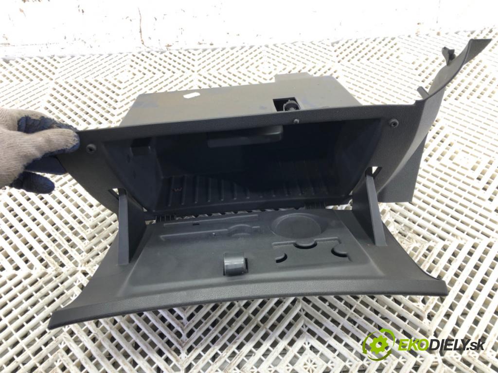 OPEL CORSA D (S07) 2006 - 2014    1.3 CDTI (L08, L68) 55 kW [75 KM] olej napędowy 2006 - 2014  Priehradka, kastlík spolujazdca 13205097 (Priehradky, kastlíky)