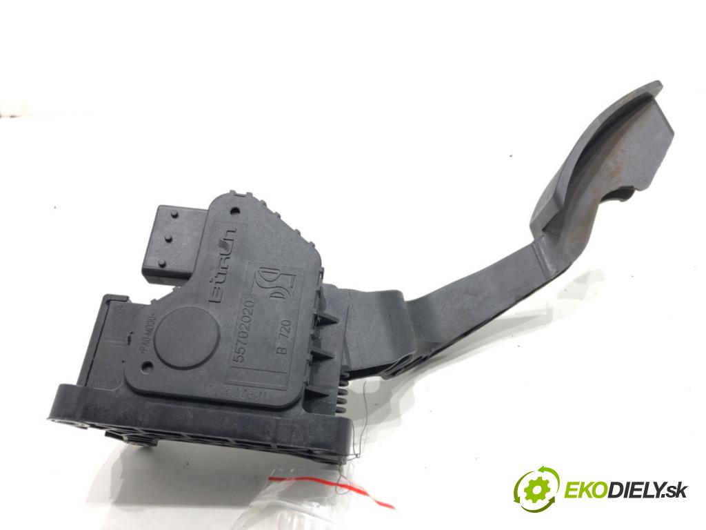 OPEL CORSA D (S07) 2006 - 2014    1.3 CDTI (L08, L68) 55 kW [75 KM] olej napędowy 2006 - 2014  Potenciometer plynu 55702020 (Pedále)