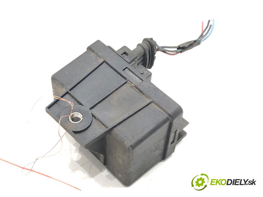 FIAT CROMA (194_) 2005 - 2022    1.9 D Multijet (194AXC1B, 194AXC12) 110 kW [150 KM] olej napędowy 2005 - 2011  relé sviečok žhavenia 55193073 (Relé)