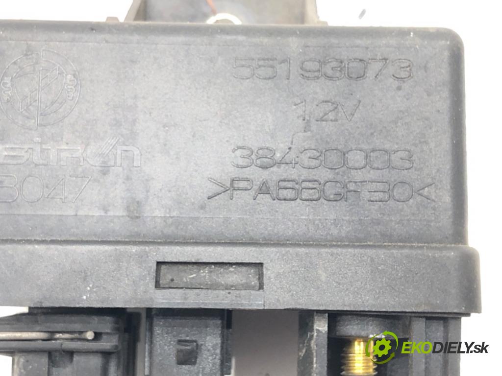 FIAT CROMA (194_) 2005 - 2022    1.9 D Multijet (194AXC1B, 194AXC12) 110 kW [150 KM] olej napędowy 2005 - 2011  relé sviečok žhavenia 55193073 (Relé)