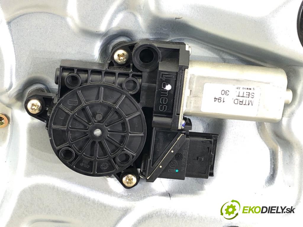 FIAT CROMA (194_) 2005 - 2022    1.9 D Multijet (194AXC1B, 194AXC12) 110 kW [150 KM] olej napędowy 2005 - 2011  mechanismus okna pravý přední část 00517461290