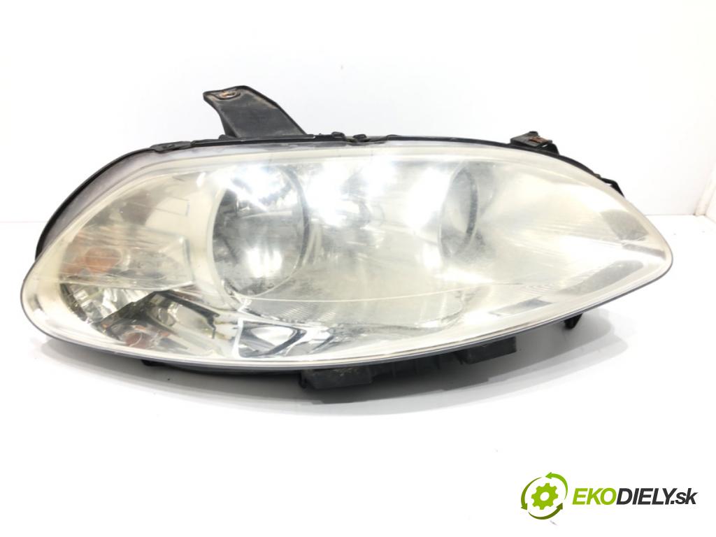 FIAT CROMA (194_) 2005 - 2022    1.9 D Multijet (194AXC1B, 194AXC12) 110 kW [150 KM] olej napędowy 2005 - 2011  světlomet pravý přední část 51733560