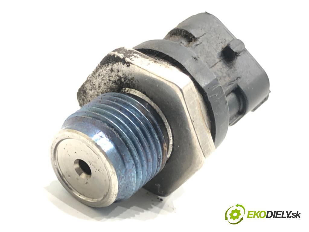 FIAT CROMA (194_) 2005 - 2022    1.9 D Multijet (194AXC1B, 194AXC12) 110 kW [150 KM] olej napędowy 2005 - 2011  Snímač tlaku paliva 0281002706 (Snímače)