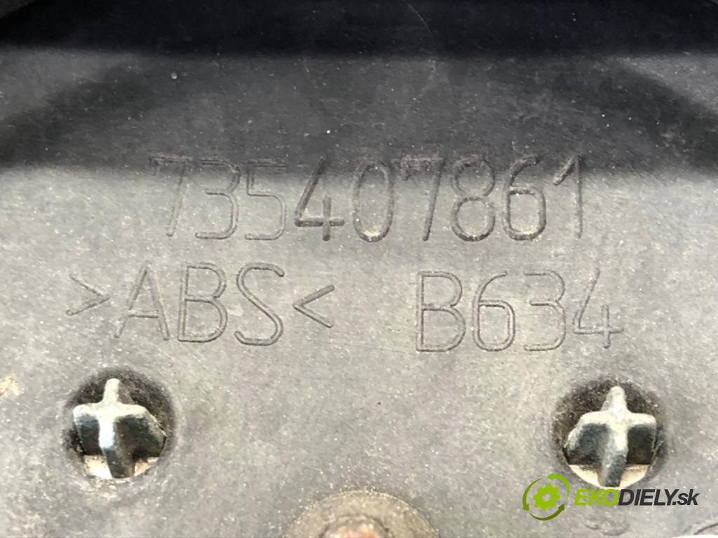 FIAT CROMA (194_) 2005 - 2022    1.9 D Multijet (194AXC1B, 194AXC12) 110 kW [150 KM] olej napędowy 2005 - 2011  mřížka maska 735407861 (Mřížky (masky) chladičů)