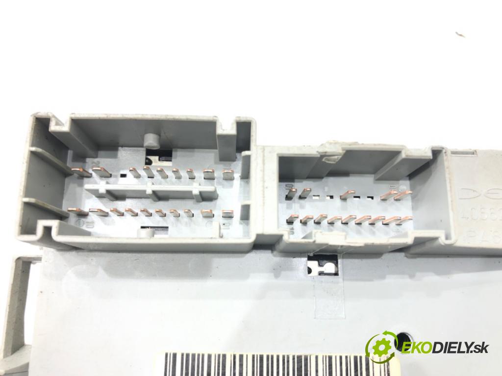 FIAT CROMA (194_) 2005 - 2022    1.9 D Multijet (194AXC1B, 194AXC12) 110 kW [150 KM] olej napędowy 2005 - 2011  skříňka poistková 46846745 (Pojistkové skříňky)