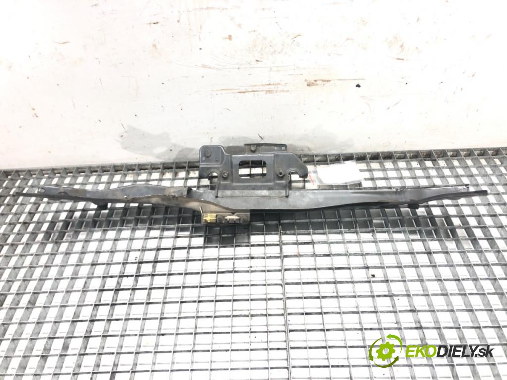 NISSAN MICRA III (K12) 2002 - 2010    1.4 16V 65 kW [88 KM] benzyna 2003 - 2010  výztuha horní  (Výztuhy)