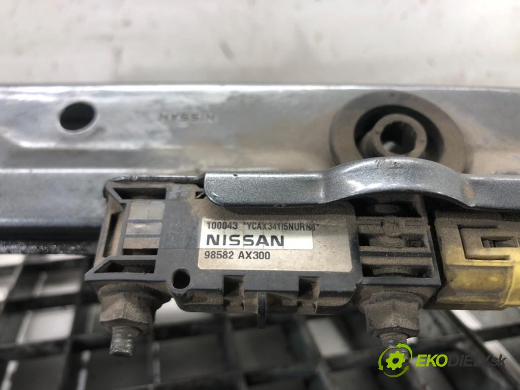 NISSAN MICRA III (K12) 2002 - 2010    1.4 16V 65 kW [88 KM] benzyna 2003 - 2010  výztuha horní  (Výztuhy)