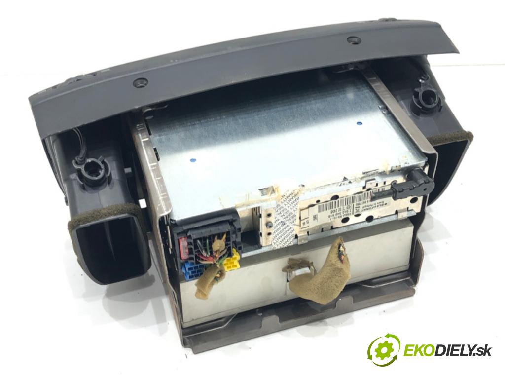 NISSAN MICRA III (K12) 2002 - 2010    1.4 16V 65 kW [88 KM] benzyna 2003 - 2010  RADIO  (Audio zariadenia)