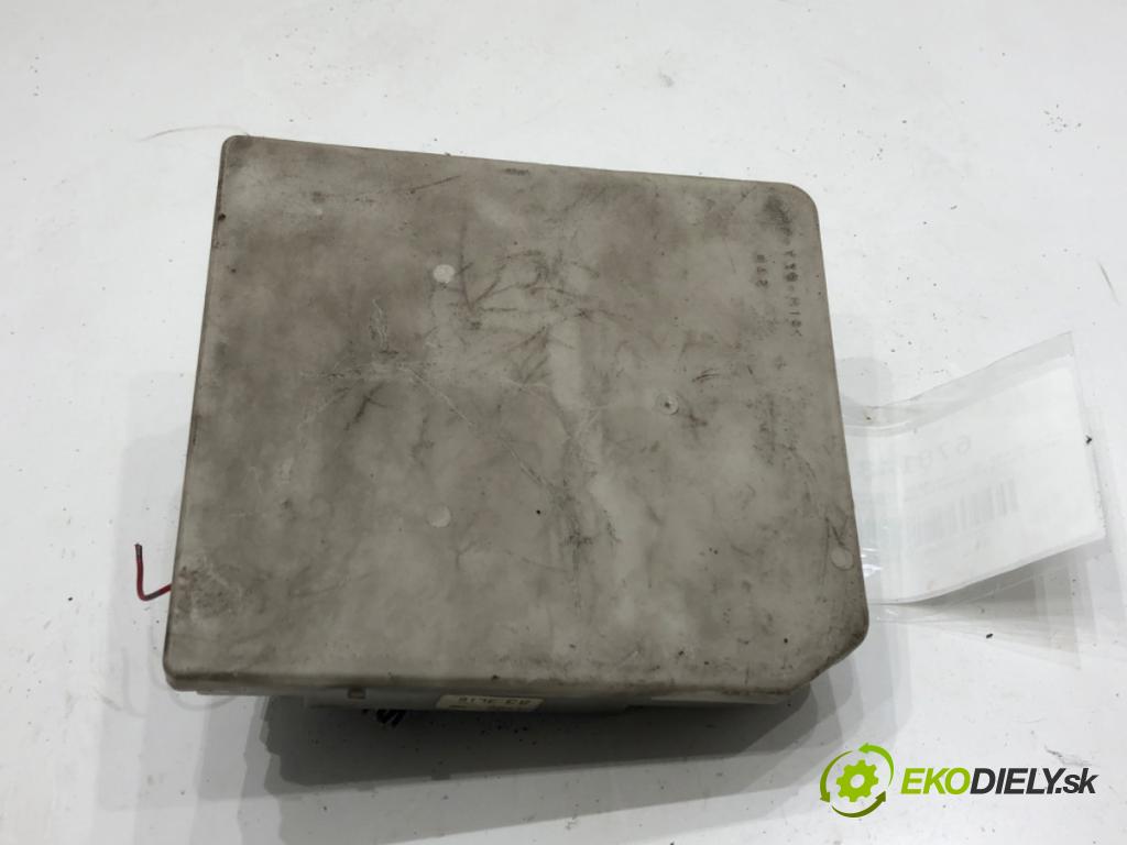 NISSAN MICRA III (K12) 2002 - 2010    1.4 16V 65 kW [88 KM] benzyna 2003 - 2010  modul BSI  (Pojistkové skříňky)