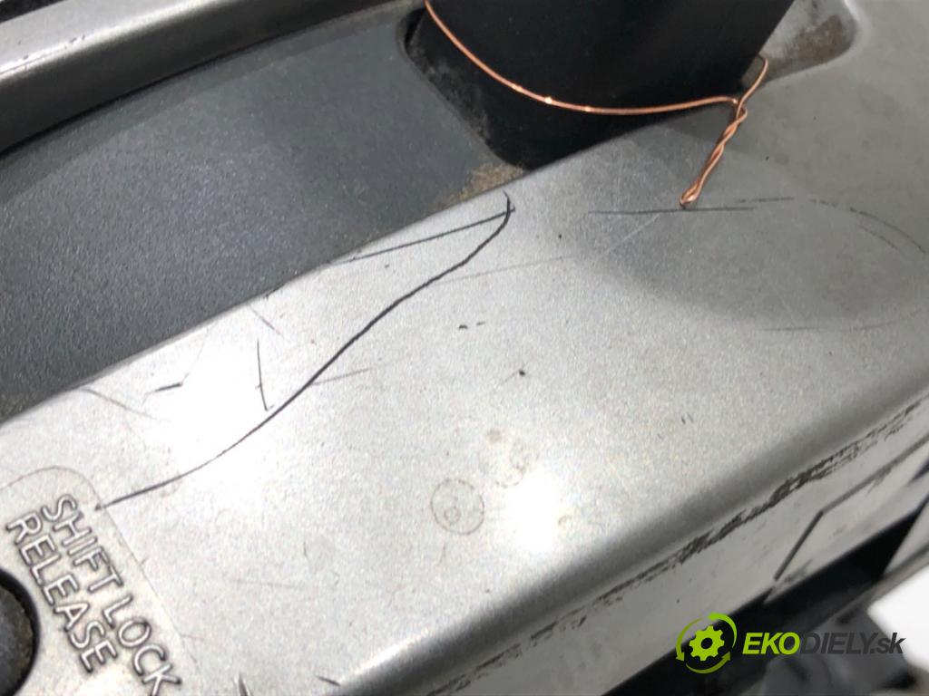 NISSAN MICRA III (K12) 2002 - 2010    1.4 16V 65 kW [88 KM] benzyna 2003 - 2010  Kulisa  (Rýchlostná páka (kulisa))