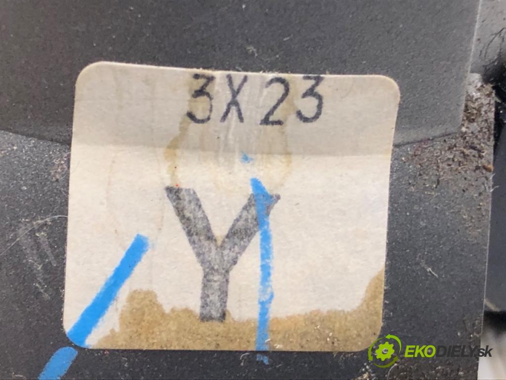 NISSAN MICRA III (K12) 2002 - 2010    1.4 16V 65 kW [88 KM] benzyna 2003 - 2010  Kulisa  (Rýchlostná páka (kulisa))