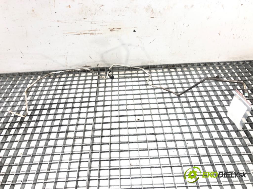 NISSAN MICRA III (K12) 2002 - 2010    1.4 16V 65 kW [88 KM] benzyna 2003 - 2010  rúrka klimatizácie  (Rúrka klimatizácie)