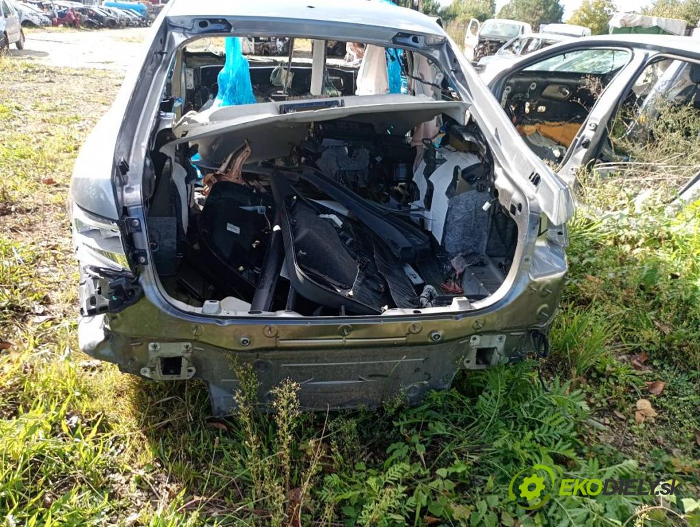 SKODA SUPERB III liftback 2022 147 kW 2.0 TDI 1968 KAROSERIA ČTVRŤÁK blatník zadní část pravý práh levý PODŁUŻNICA POŠTY: