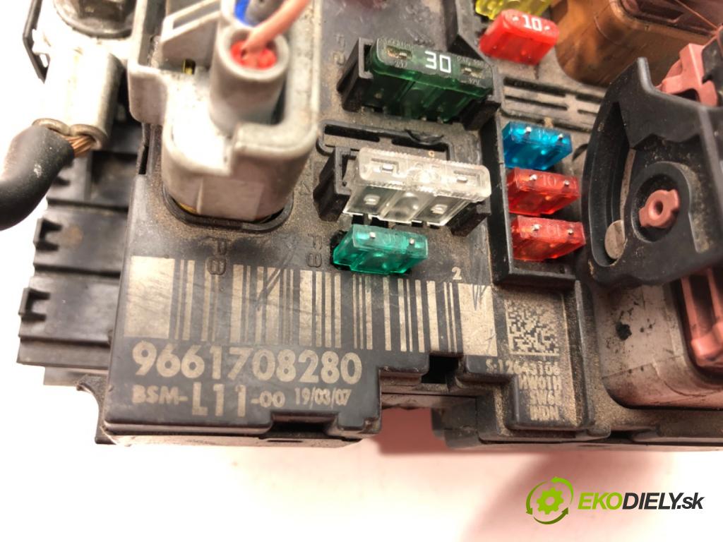 PEUGEOT 207 (WA_, WC_) 2006 - 2015    1.6 16V Turbo 110 kW [150 KM] benzyna 2006 - 2013  Modul BSM 9661708280 (Ostatné)