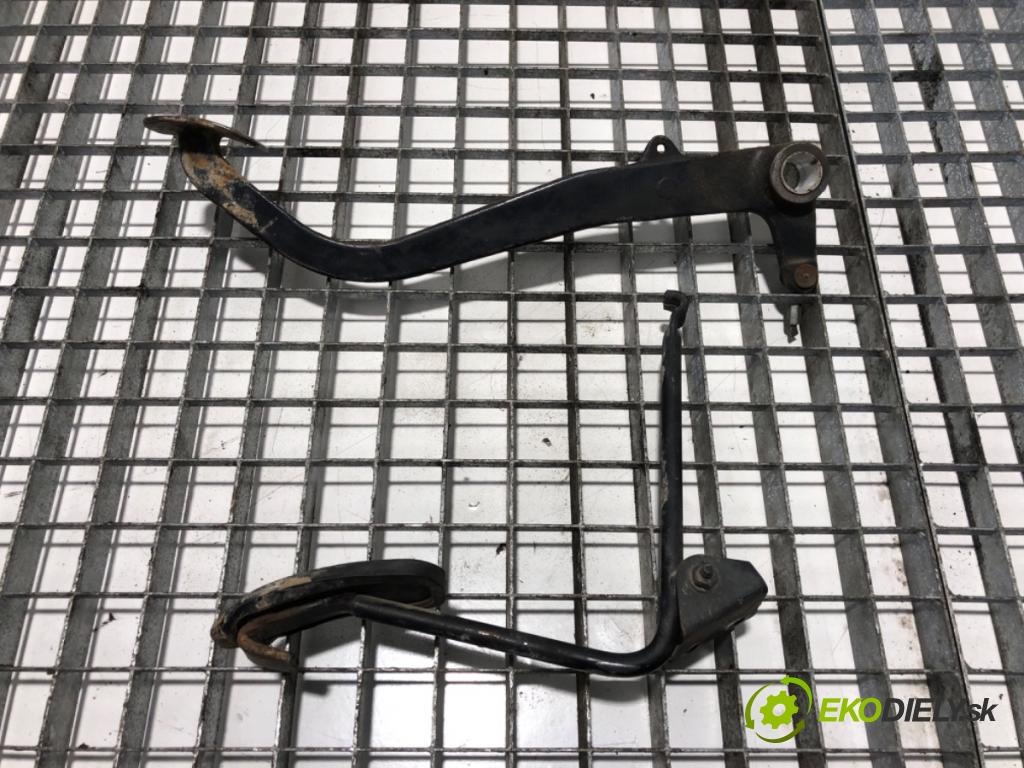 DAEWOO LUBLIN II Autobus 1997 - 2022    2.4 TD 64 kW [87 KM] olej napędowy 1997 - 1999  PEDÁL:  (Pedále)