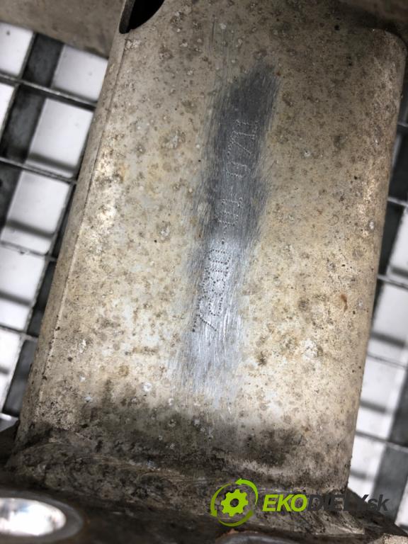 PEUGEOT 508 SW I (8E_) 2010 - 2018    2.0 HDi 103 kW [140 KM] olej napędowy 2010 - 2018  výztuha nárazníka zadní část  (Výztuhy zadní)