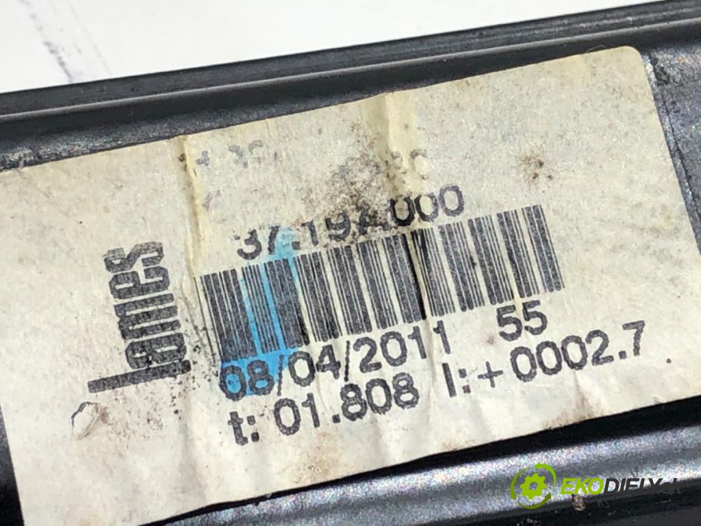 PEUGEOT 508 SW I (8E_) 2010 - 2018    2.0 HDi 103 kW [140 KM] olej napędowy 2010 - 2018  mechanismus okna pravý zadní část 9688808380