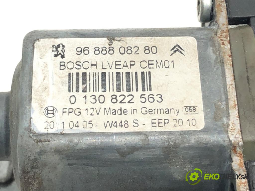 PEUGEOT 508 SW I (8E_) 2010 - 2018    2.0 HDi 103 kW [140 KM] olej napędowy 2010 - 2018  mechanismus okna levý přední část 9688808280