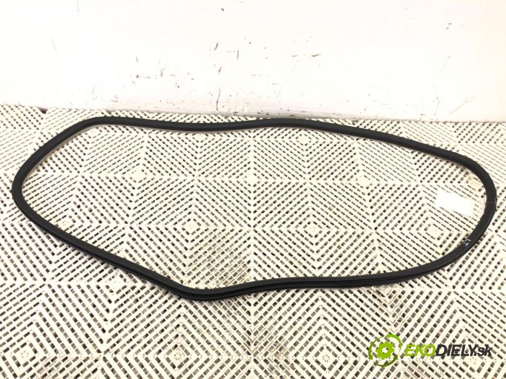 PEUGEOT 508 SW I (8E_) 2010 - 2018    2.0 HDi 103 kW [140 KM] olej napędowy 2010 - 2018  těsnění dveře zadní část levá strana  (Ostatní)