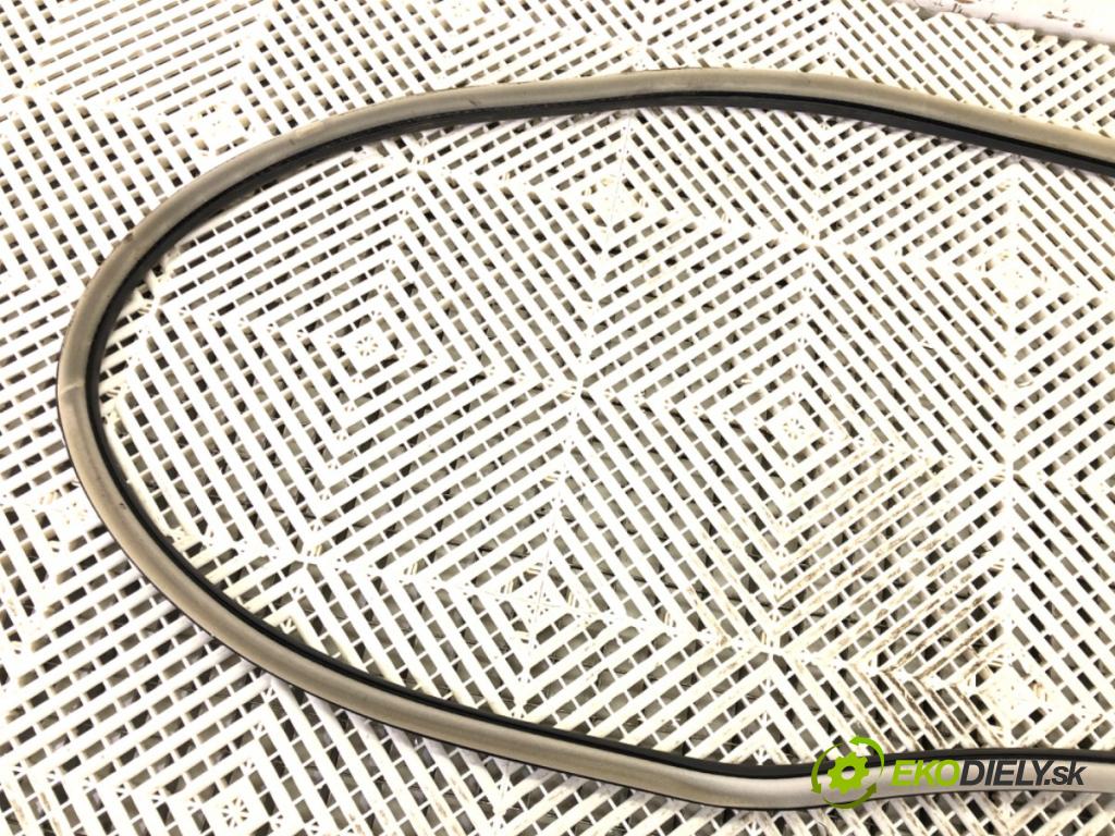 PEUGEOT 508 SW I (8E_) 2010 - 2018    2.0 HDi 103 kW [140 KM] olej napędowy 2010 - 2018  těsnění dveře zadní část pravá  (Ostatní)