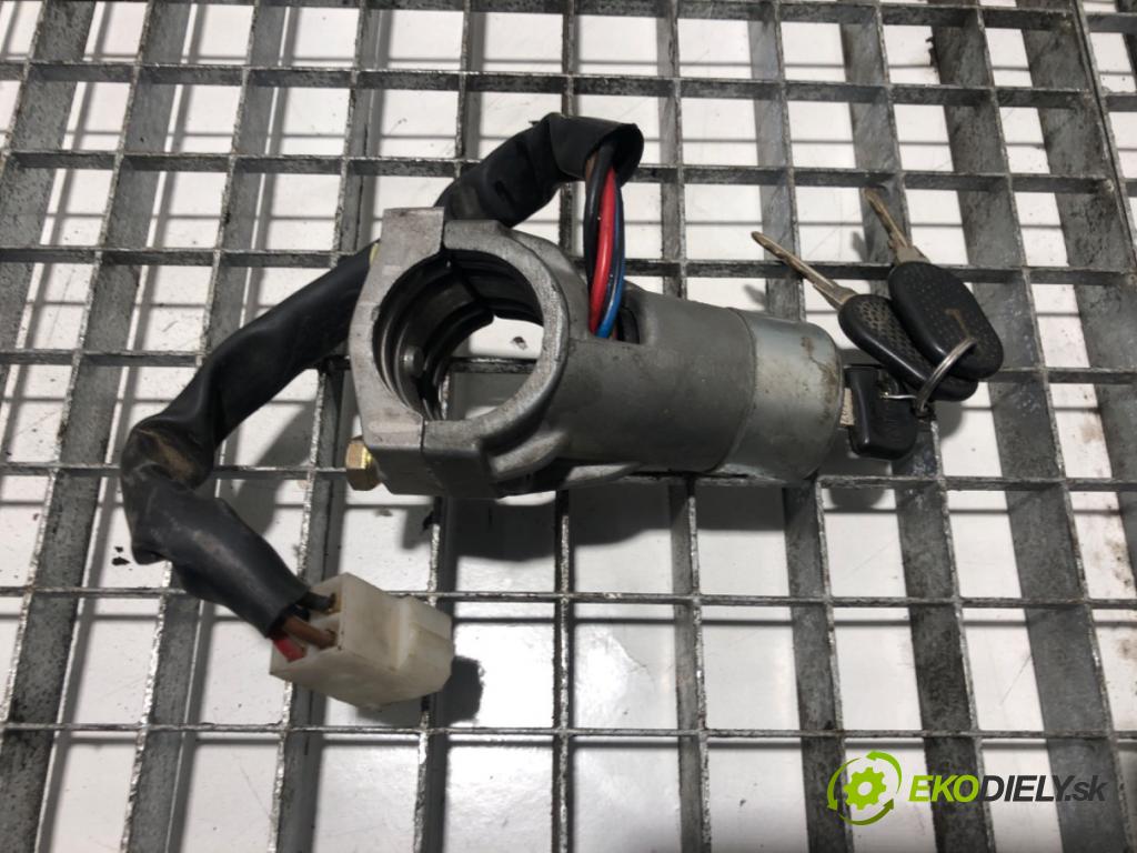 DAEWOO LUBLIN II Autobus 1997 - 2022    2.4 TD 64 kW [87 KM] olej napędowy 1997 - 1999  spinačka  (Spínacie skrinky a kľúče)