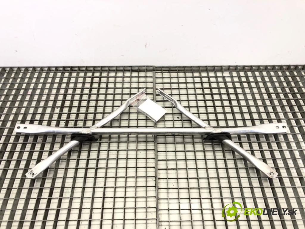 AUDI A6 C8 Avant (4A5) 2018 - 2022    40 TDI Mild Hybrid quattro 150 kW [204 KM] Hybryda silnik Diesla / elektryczny 2018 - 2022  STRUT: (ventilov): 4K0801223A (Výztuhy přední)