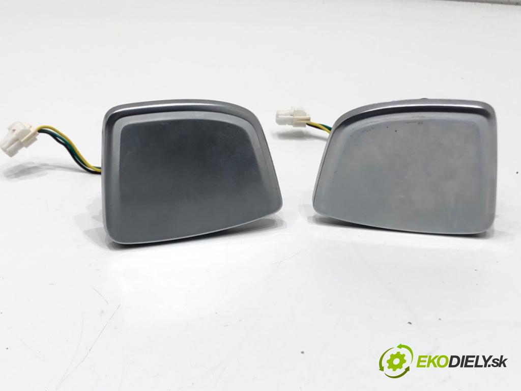 AUDI A6 C8 Kombi 2023 150 kW 40 TDI Mild Hybrid quattro 1968 lopatky: 4N0951523F