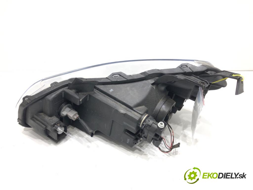 SUZUKI SX4 (EY, GY) 2006 - 2022    1.6 VVT (RW 416) 88 kW [120 KM] benzyna 2009 - 2022  světlomet pravý přední část