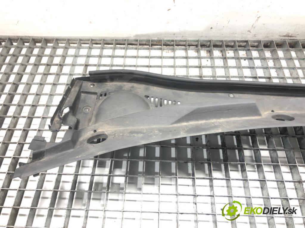 SUZUKI SX4 (EY, GY) 2006 - 2022    1.6 VVT (RW 416) 88 kW [120 KM] benzyna 2009 - 2022  Torpédo, plast pod čelné okno 72341-79J1 (Torpéda)