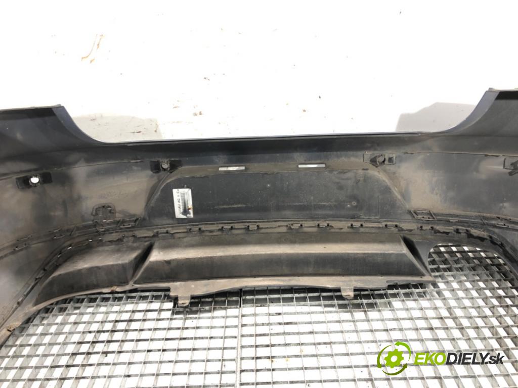 VW PASSAT B7 (362) 2010 - 2015    2.0 TDI 125 kW [170 KM] olej napędowy 2010 - 2014  nárazník zadní část  (Ostatné)
