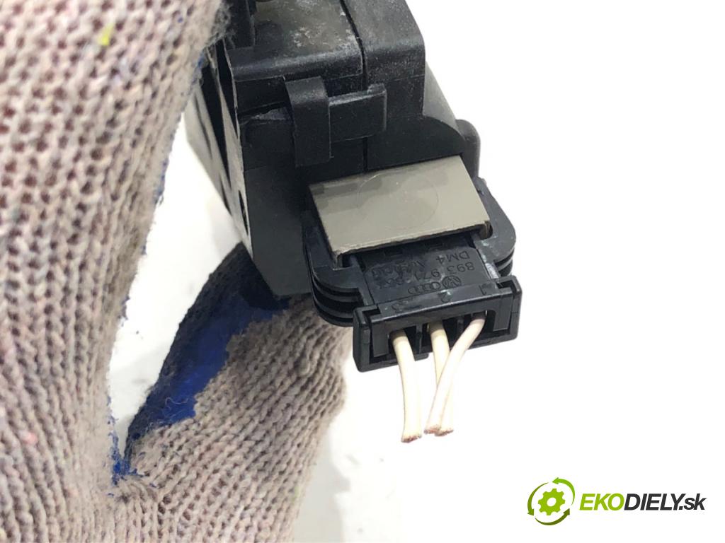 VW PASSAT B7 sedan 2011 125 kW 2.0 TDI 1968 zámok dveří zadní část 4F5827505D