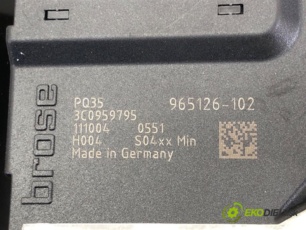 VW PASSAT B7 (362) 2010 - 2015    2.0 TDI 125 kW [170 KM] olej napędowy 2010 - 2014  mechanismus okna levý zadní část 3C0959703