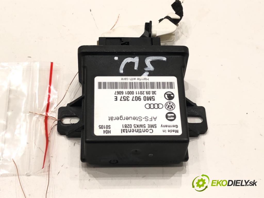 VW PASSAT B7 (362) 2010 - 2015    2.0 TDI 125 kW [170 KM] olej napędowy 2010 - 2014  Modul svetiel 5M0907357E (Ostatné)