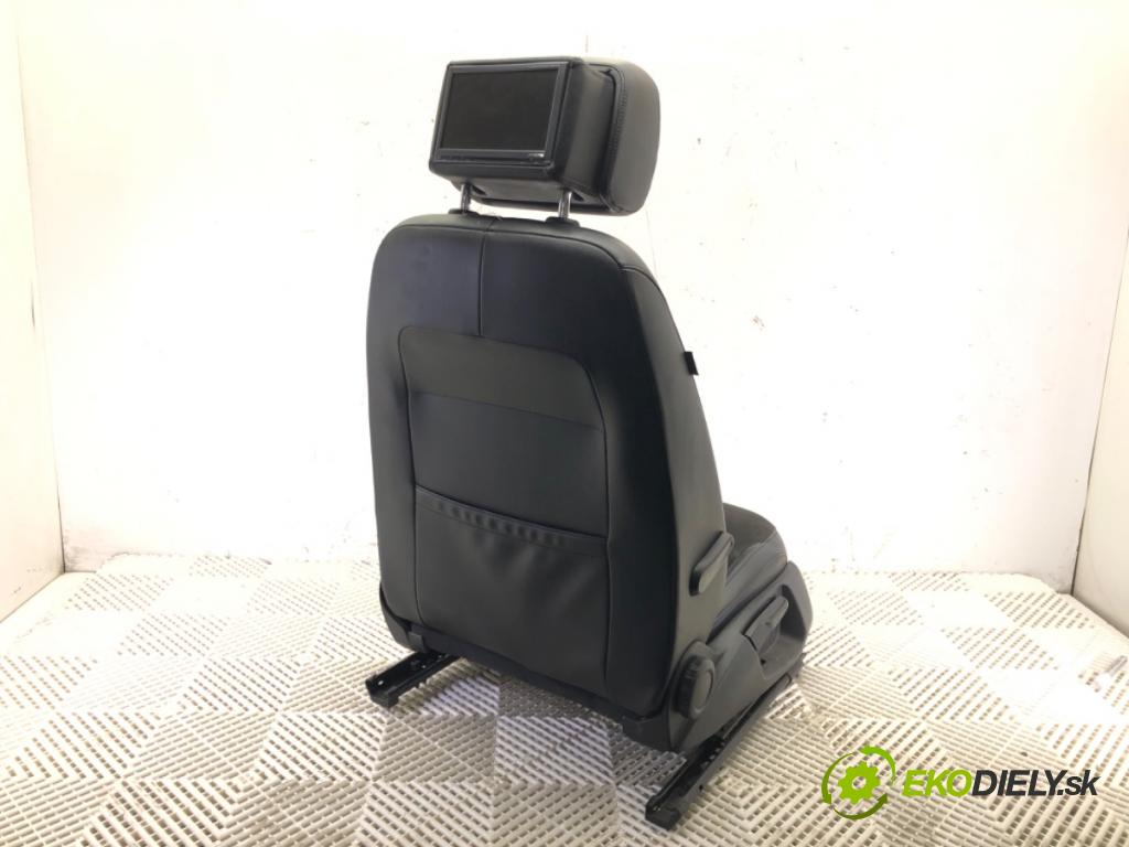 VW PASSAT B7 (362) 2010 - 2015    2.0 TDI 125 kW [170 KM] olej napędowy 2010 - 2014  Sedadlo pravy predný