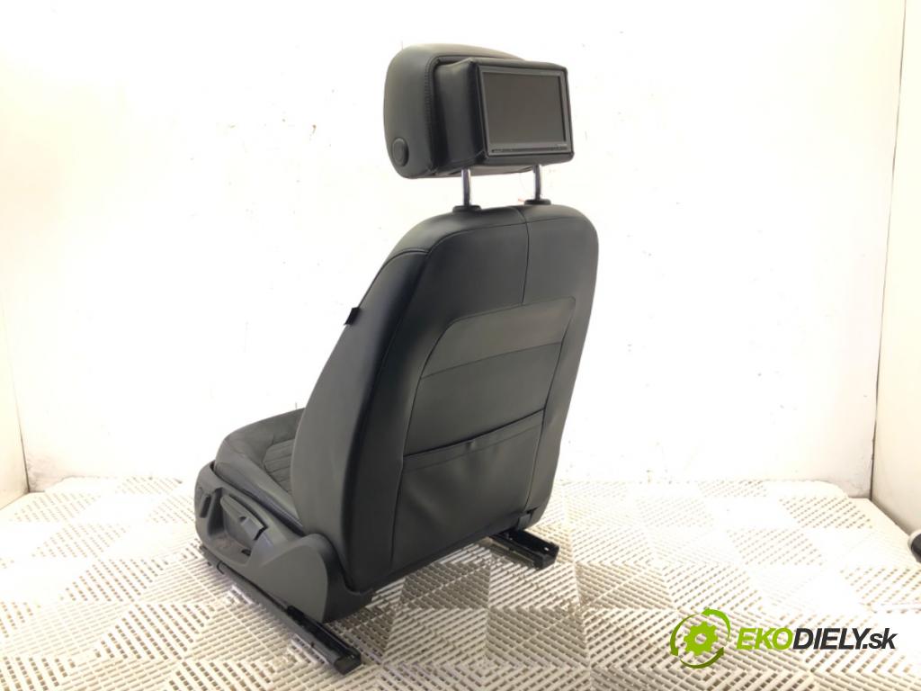 VW PASSAT B7 (362) 2010 - 2015    2.0 TDI 125 kW [170 KM] olej napędowy 2010 - 2014  Sedadlo ľavy predný