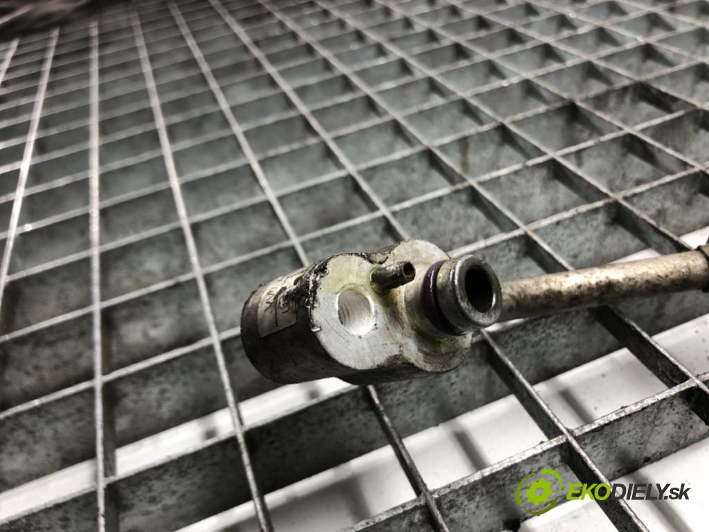 VW PASSAT B7 (362) 2010 - 2015    2.0 TDI 125 kW [170 KM] olej napędowy 2010 - 2014  rúrka klimatizácie 3C0820741AJ (Rúrky klimatizácie)