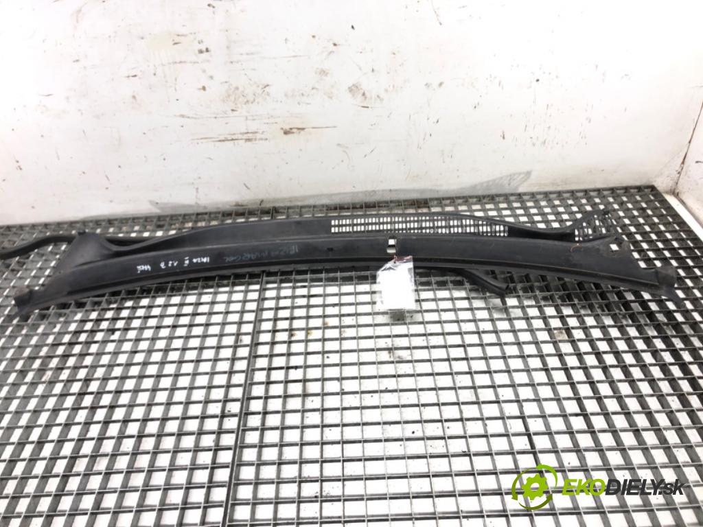 SEAT IBIZA III (6L1) 2002 - 2009    1.4 16V 55 kW [75 KM] benzyna 2002 - 2007  Torpédo, plast pod čelné okno 6L1853185B (Torpéda)